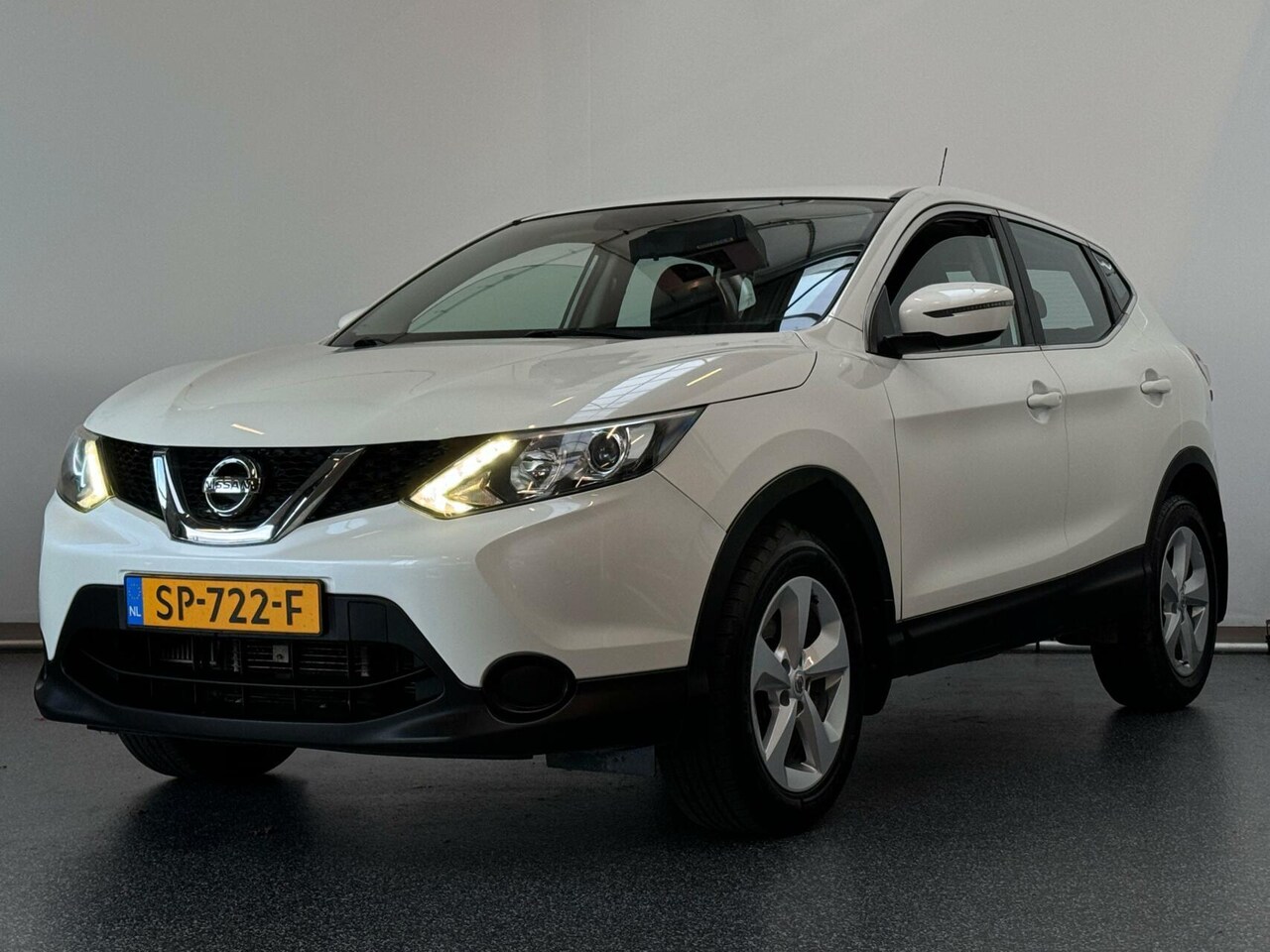 Nissan Qashqai - 1.2 | Automaat | Aant. onderhouden | I.z.g.st - AutoWereld.nl