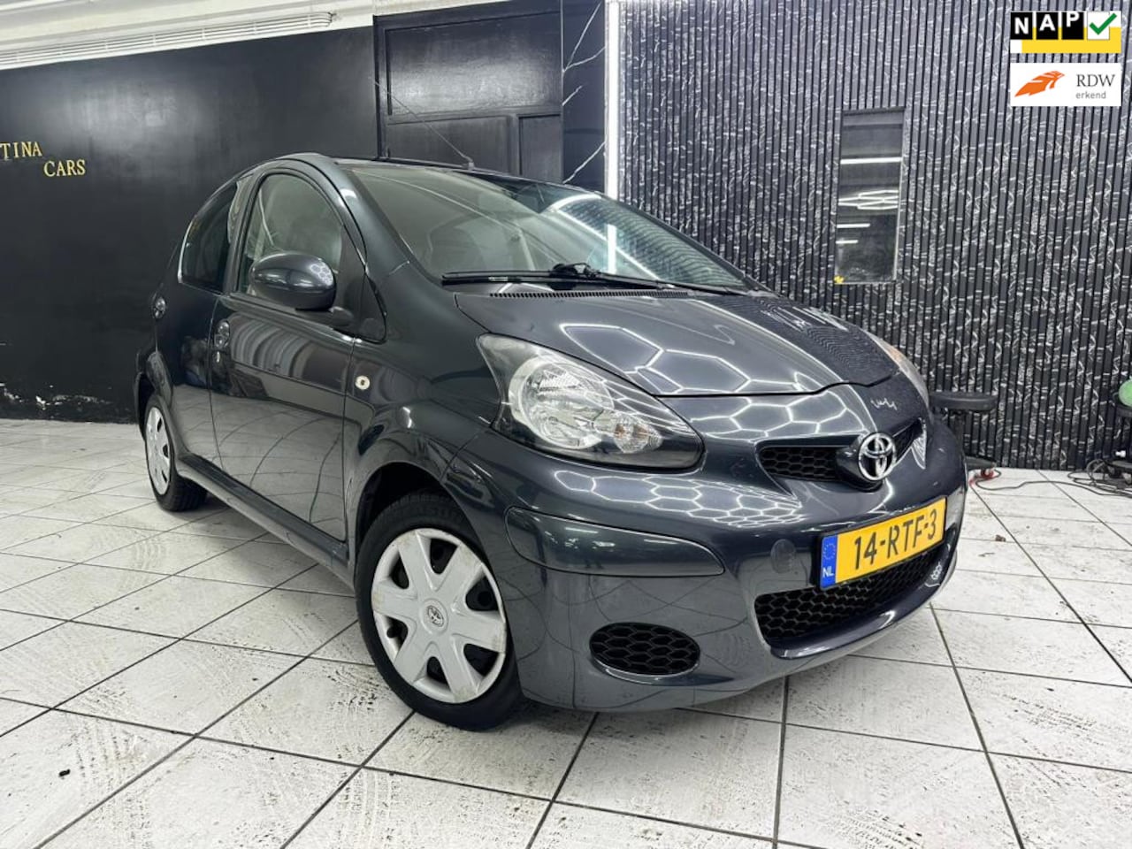 Toyota Aygo - 1.0-12V Comfort Navigator/Airco - AutoWereld.nl