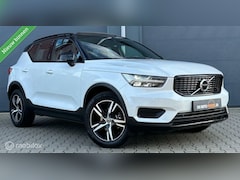 Volvo XC40 - T3 163PK R-Design Automaat Pano.dak/Viritual/Camera