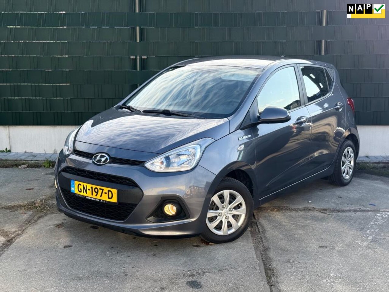 Hyundai i10 - 1.0i i-Motion Comfort 1e eigenaar Airco Cruise Control - AutoWereld.nl