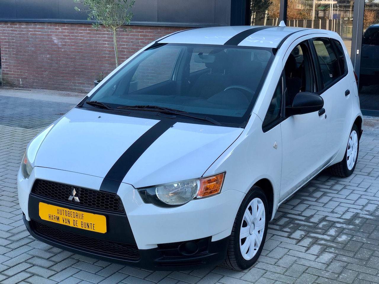 Mitsubishi Colt - 1.1 Edition One 1.1 Edition One - AutoWereld.nl