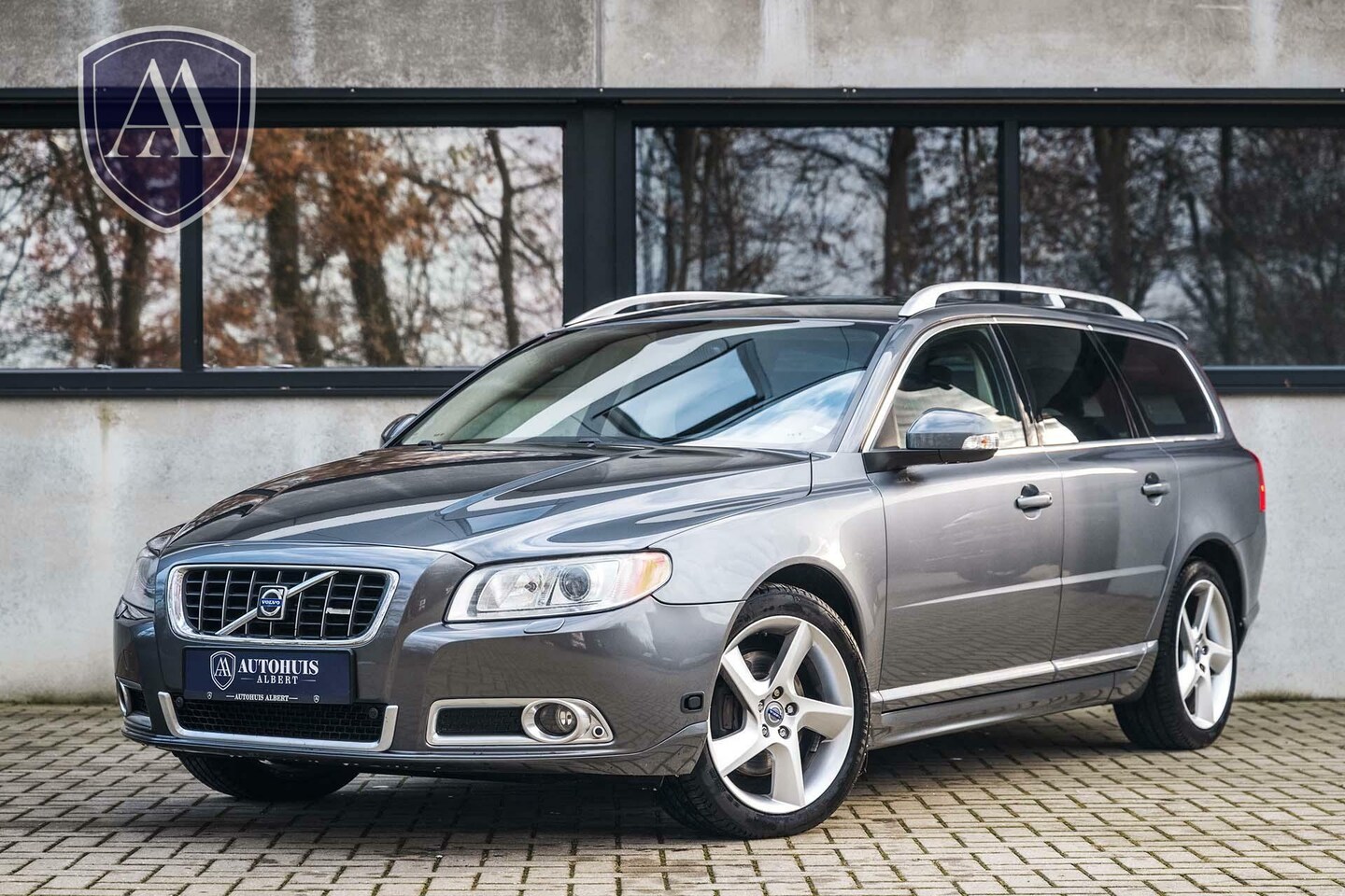 Volvo V70 - 3.0 T6 AWD R-Design Polestar Engineered 345 PK - AutoWereld.nl