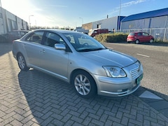 Toyota Avensis - 1.8 VVTi Linea Sol CLIMA AIRCO / POOLSE VOERTUIG !