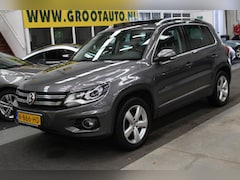 Volkswagen Tiguan - 1.4 TSI Track&Field 4Motion Panoramadak, Navi, Trekhaak, Cruise control