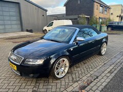 Audi A4 Cabriolet - 3.0 V6 Exclusive