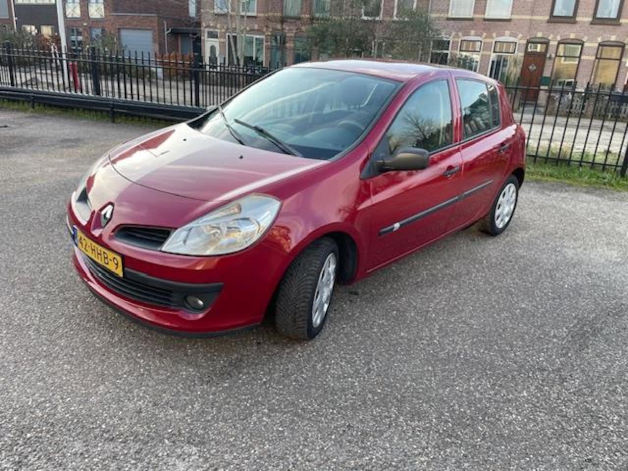 Renault Clio - 1.2-16V Special Line! Airco! 5 Deur! - AutoWereld.nl