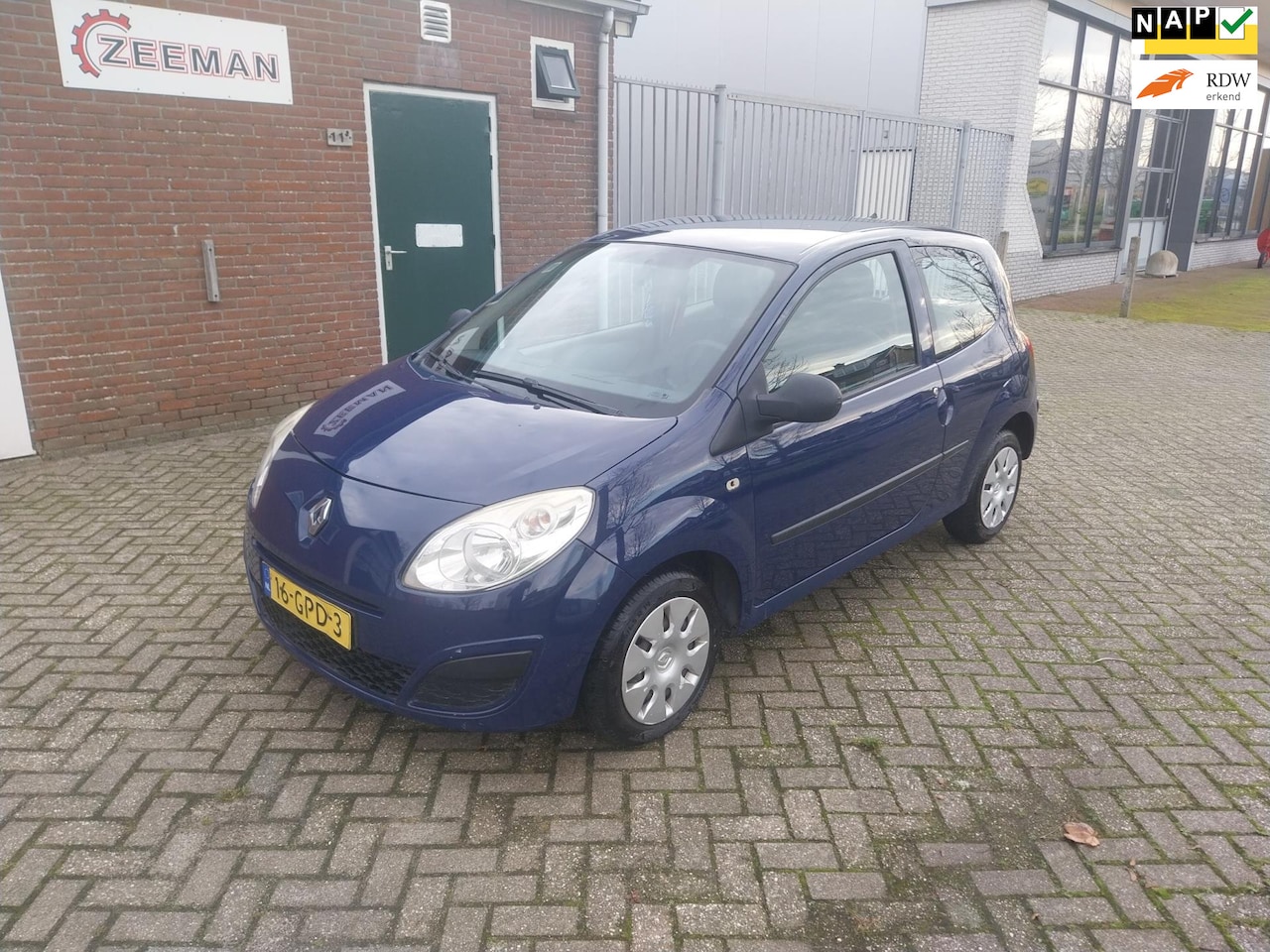 Renault Twingo - 1.2 // Nieuwe Motor // 1 Jaar APK // Airco!! - AutoWereld.nl