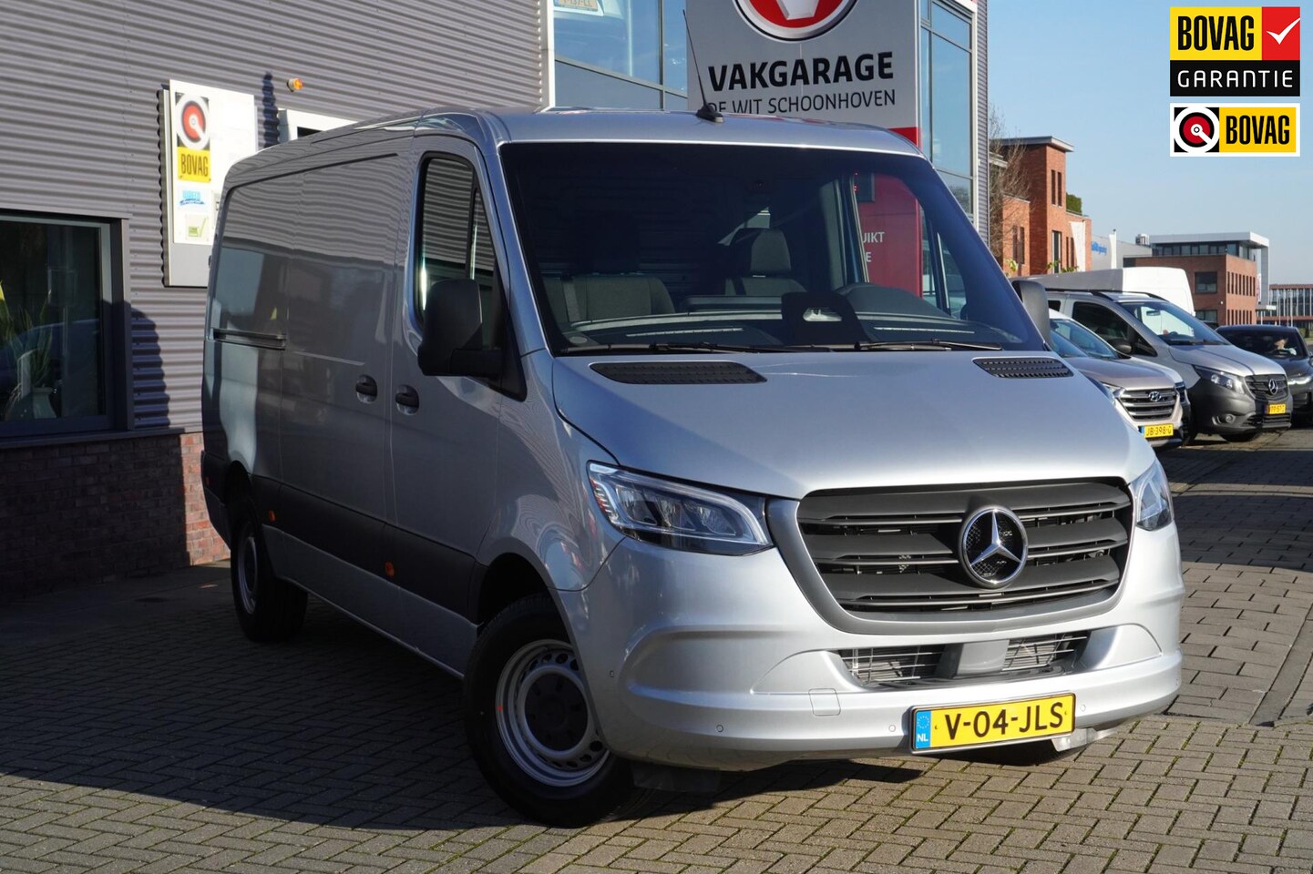 Mercedes-Benz Sprinter - 317 1.9 CDI L2 Base HD / Achteruitrijcamera / Zijschuifdeur R&L - AutoWereld.nl