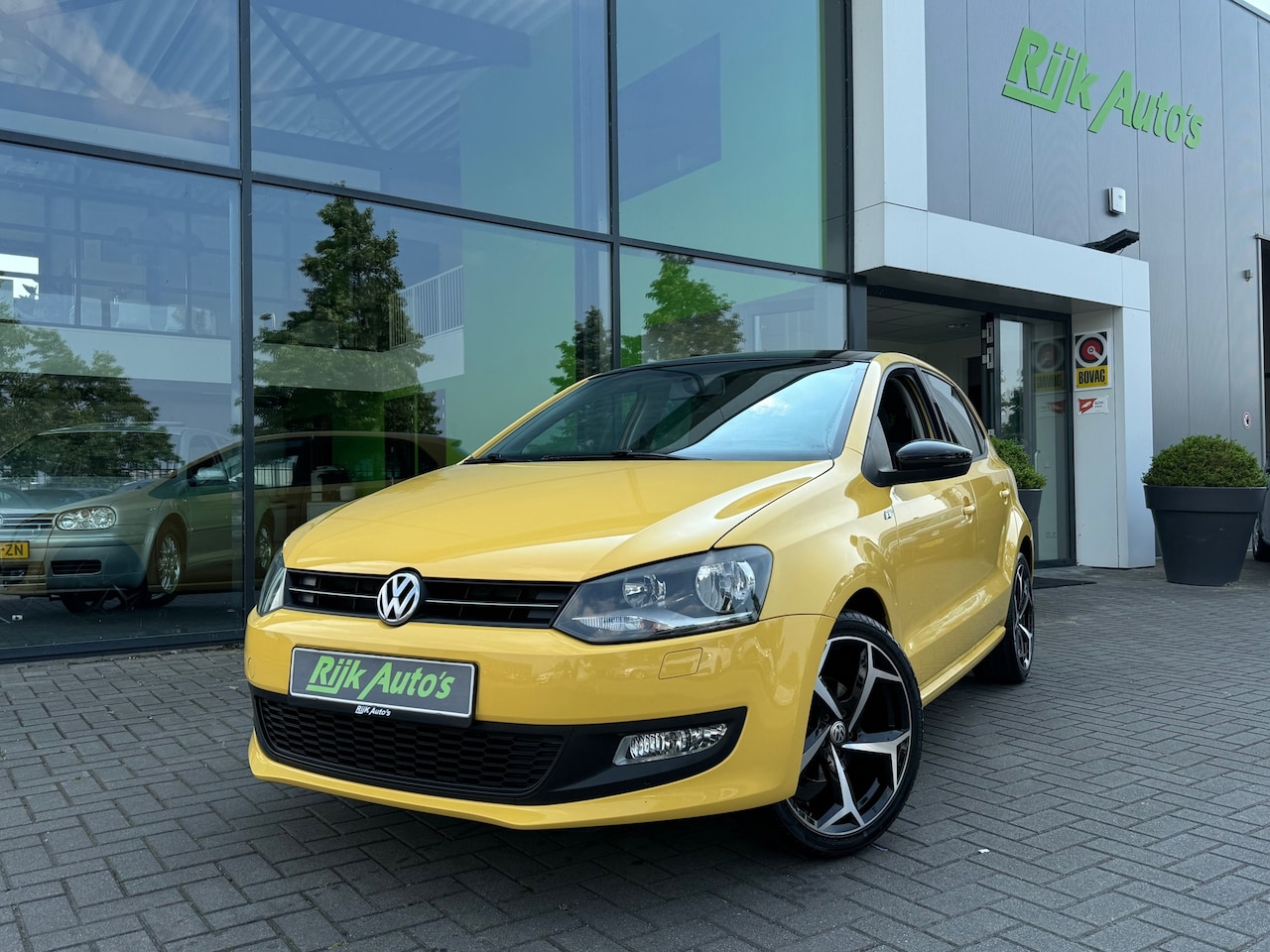 Volkswagen Polo - 1.4-16V R-Line * Carplay * PDC * Airco - AutoWereld.nl