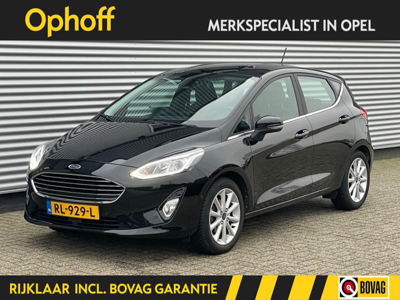 Ford Fiesta - 1.0 EcoBoost Titanium / Ad. Cruise / BenO / Navi / PDC / Camera - AutoWereld.nl