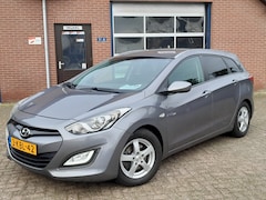 Hyundai i30 Wagon - 1.6 GDI i-Motion NL-auto Airco Cruise Trekhaak