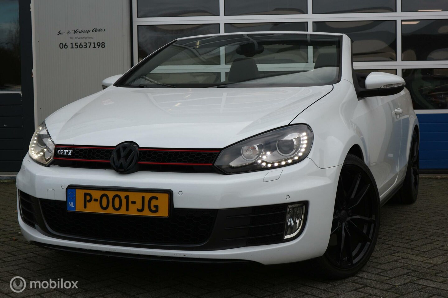 Volkswagen Golf Cabriolet - 2.0 TSI GTI PARELMOER WIT - AutoWereld.nl