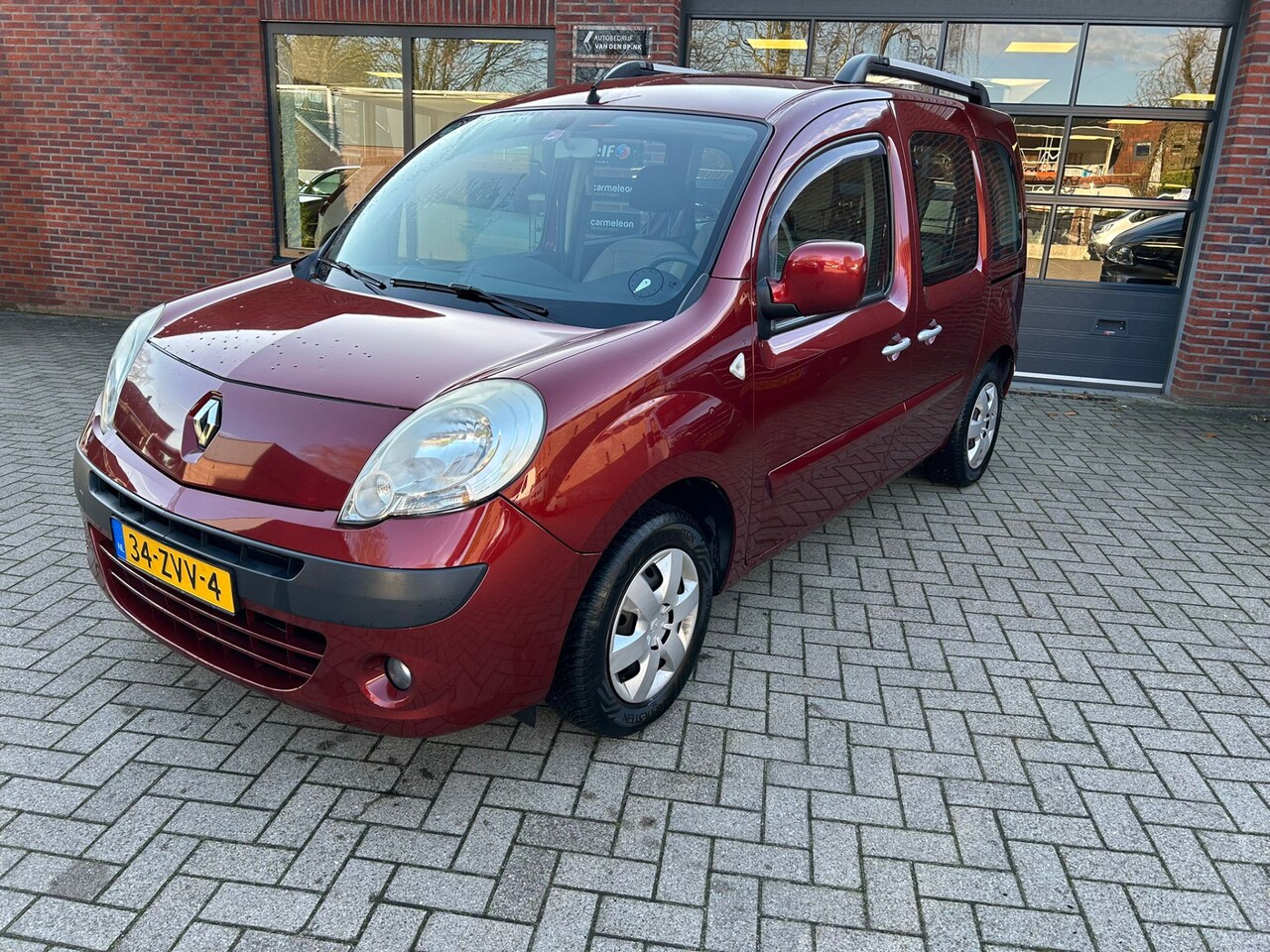 Renault Kangoo Family - 1.6-16V Expression/ geen garantie zo meenemen - AutoWereld.nl