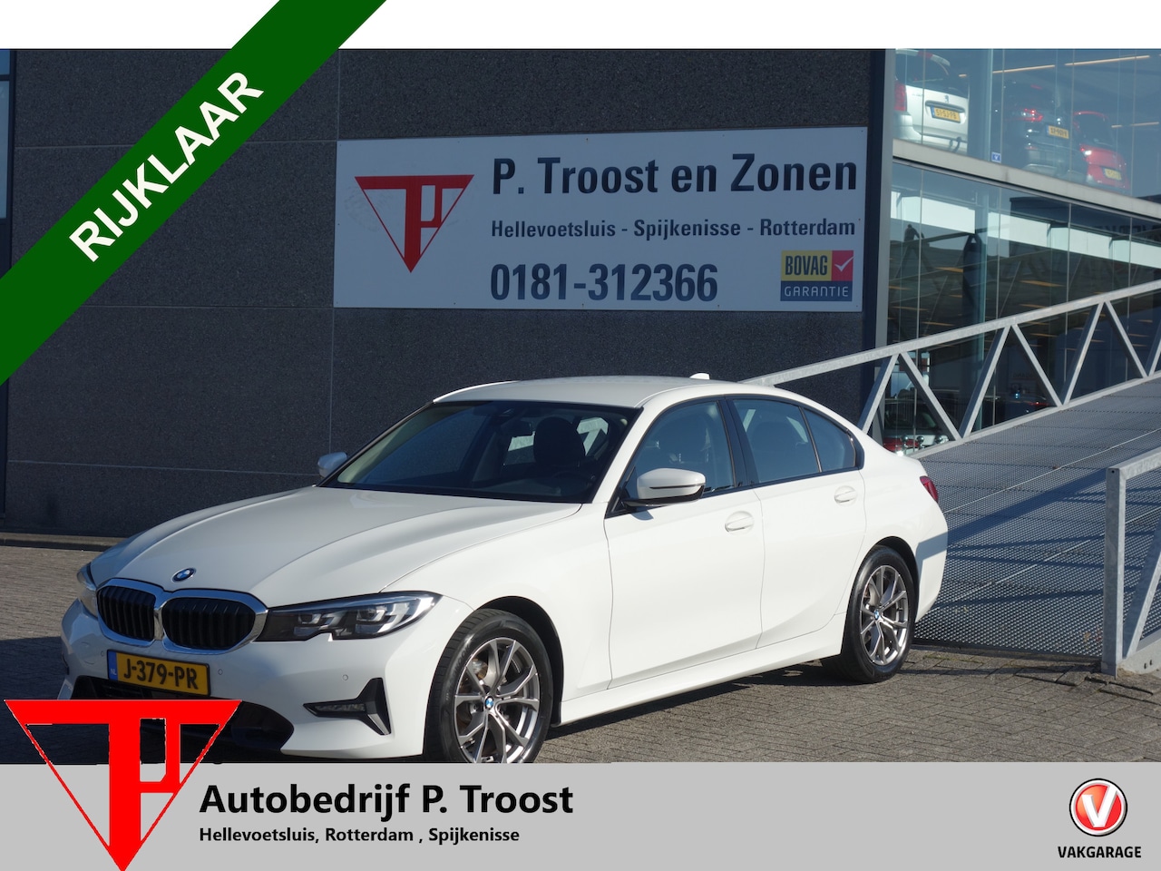 BMW 3-serie - 318i Executive Edition AUTOMAAT/NAVIGATIE/CLIMATRONIC-AIRCO/PARKEERSENSOREN VOOR &ACHTER/S - AutoWereld.nl