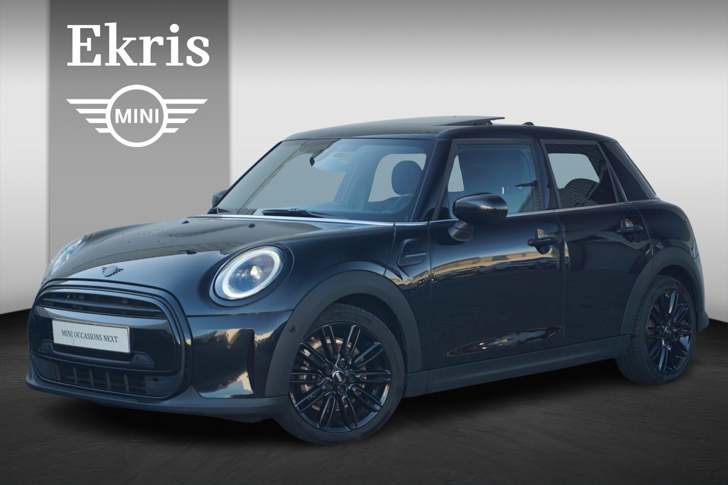 MINI Cooper - 5-Deurs Camden Edition + Premium Plus Pakket - AutoWereld.nl