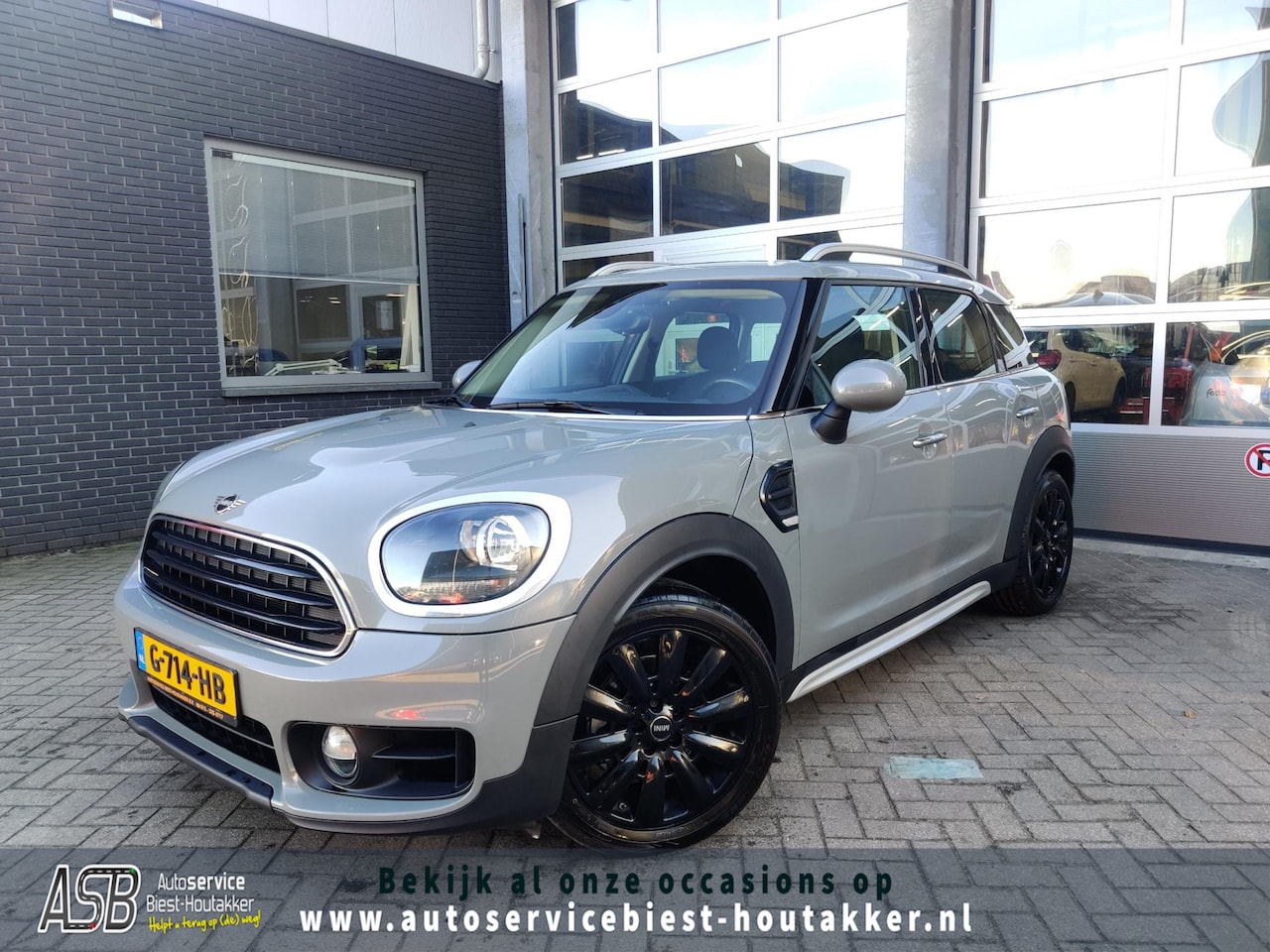 MINI Countryman - Mini 1.5 Cooper Dutch Made Edition | 136pk | Apple Carplay | Keyless | Navigatie | Trekhaa - AutoWereld.nl