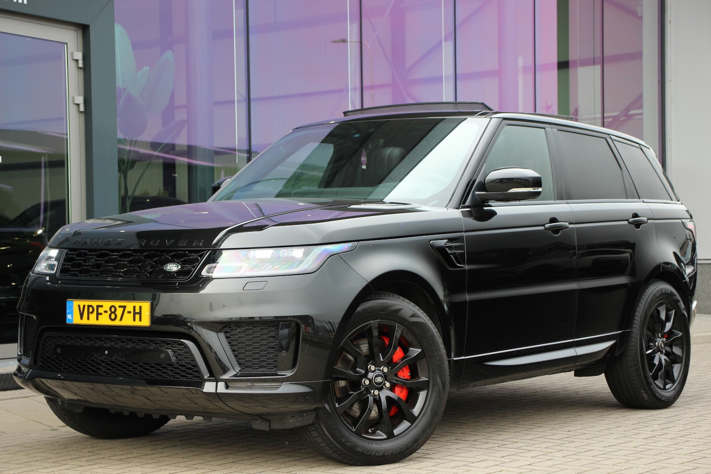 Land Rover Range Rover Sport - 3.0 SDV6 BLACK EDITION | GRIJSKENTEKEN | VOL OPTIES Black Friday Deals! - AutoWereld.nl