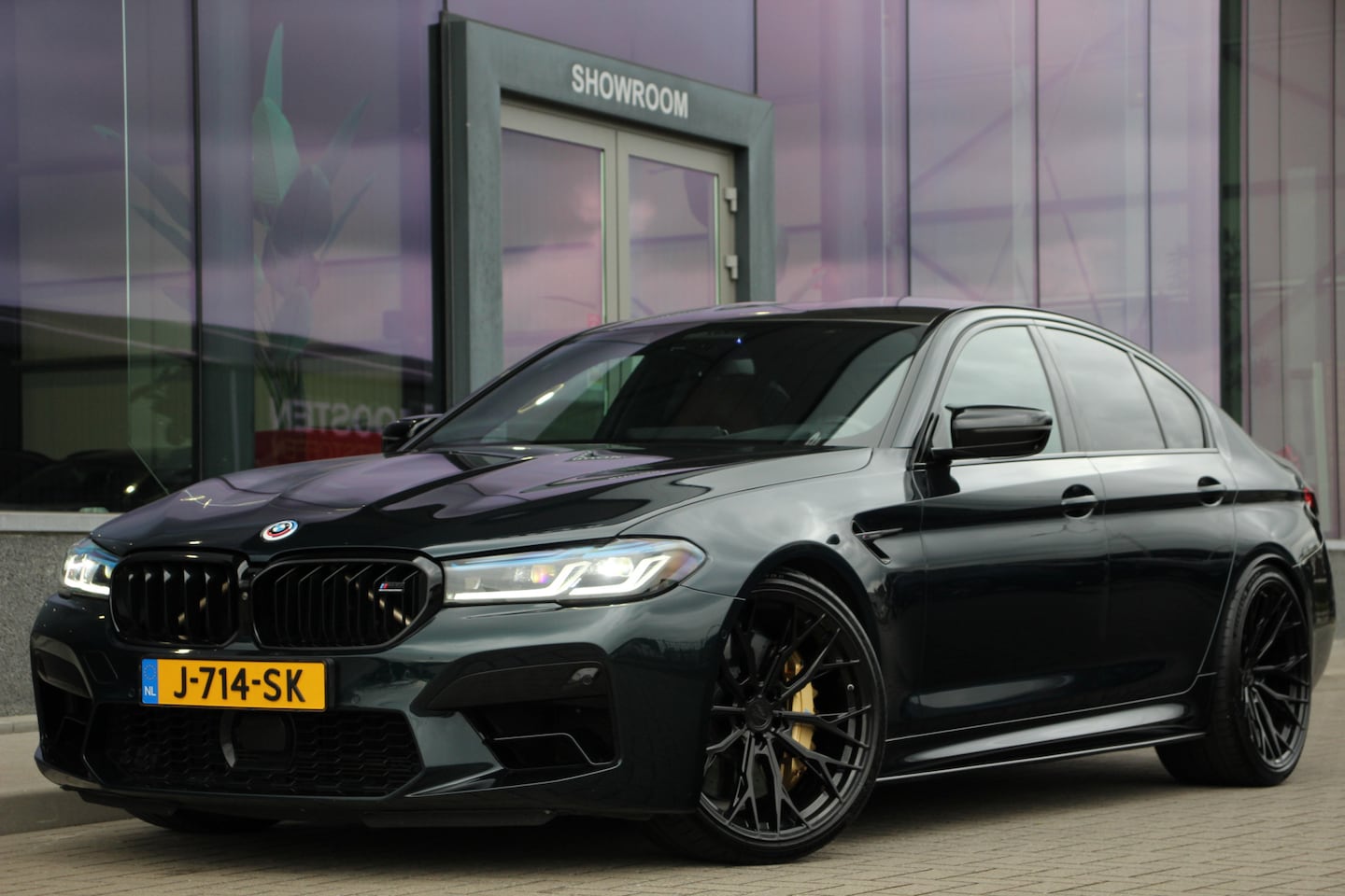 BMW M5 - 5-serie Competition | Vol Opties | 21'' | B&W | Keramisch | Orig. NL | NP €211.067 Black F - AutoWereld.nl