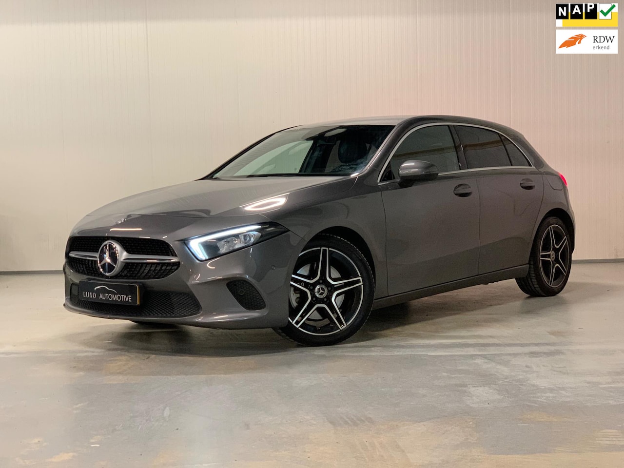 Mercedes-Benz A-klasse - 250 Premium | AMG | WIDESCREEN | STOELVERWARMING - AutoWereld.nl