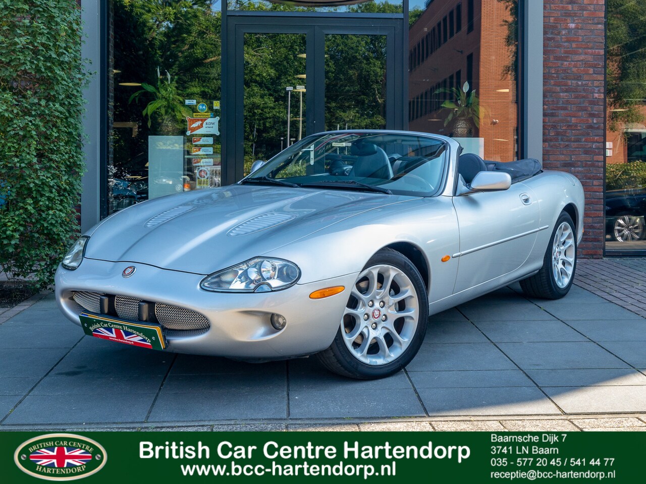 Jaguar XKR - 4.0 V8 Convertible 4.0 V8 Convertible - AutoWereld.nl