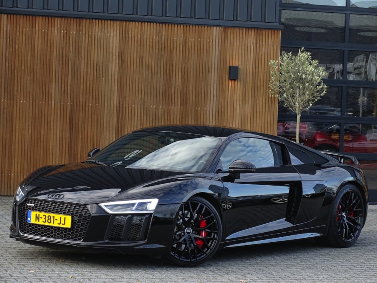 Audi R8 - 5.2 V10 541PK FSI / Quattro / 2017 / LED / B&O / - AutoWereld.nl