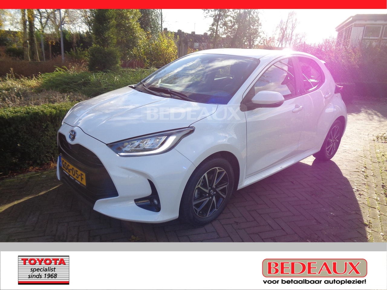 Toyota Yaris - 1.5 Hybrid 116pk CVT Dynamic Team bij Toyota specialist sinds 1968 - AutoWereld.nl