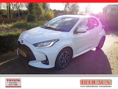 Toyota Yaris - 1.5 Hybrid 116pk CVT Dynamic Team bij specialist sinds 1968