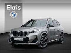 BMW X1 - sDrive20i M Sportpakket | Travel Pack | Glazen panoramadak | Trekhaak met elektrisch wegkl