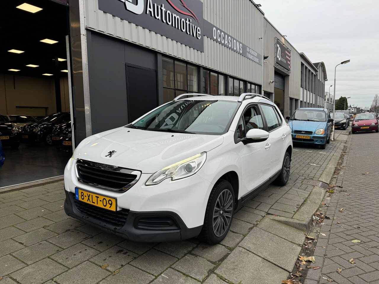 Peugeot 2008 - 1.2 PureTech Access 1.2 PureTech Access - AutoWereld.nl