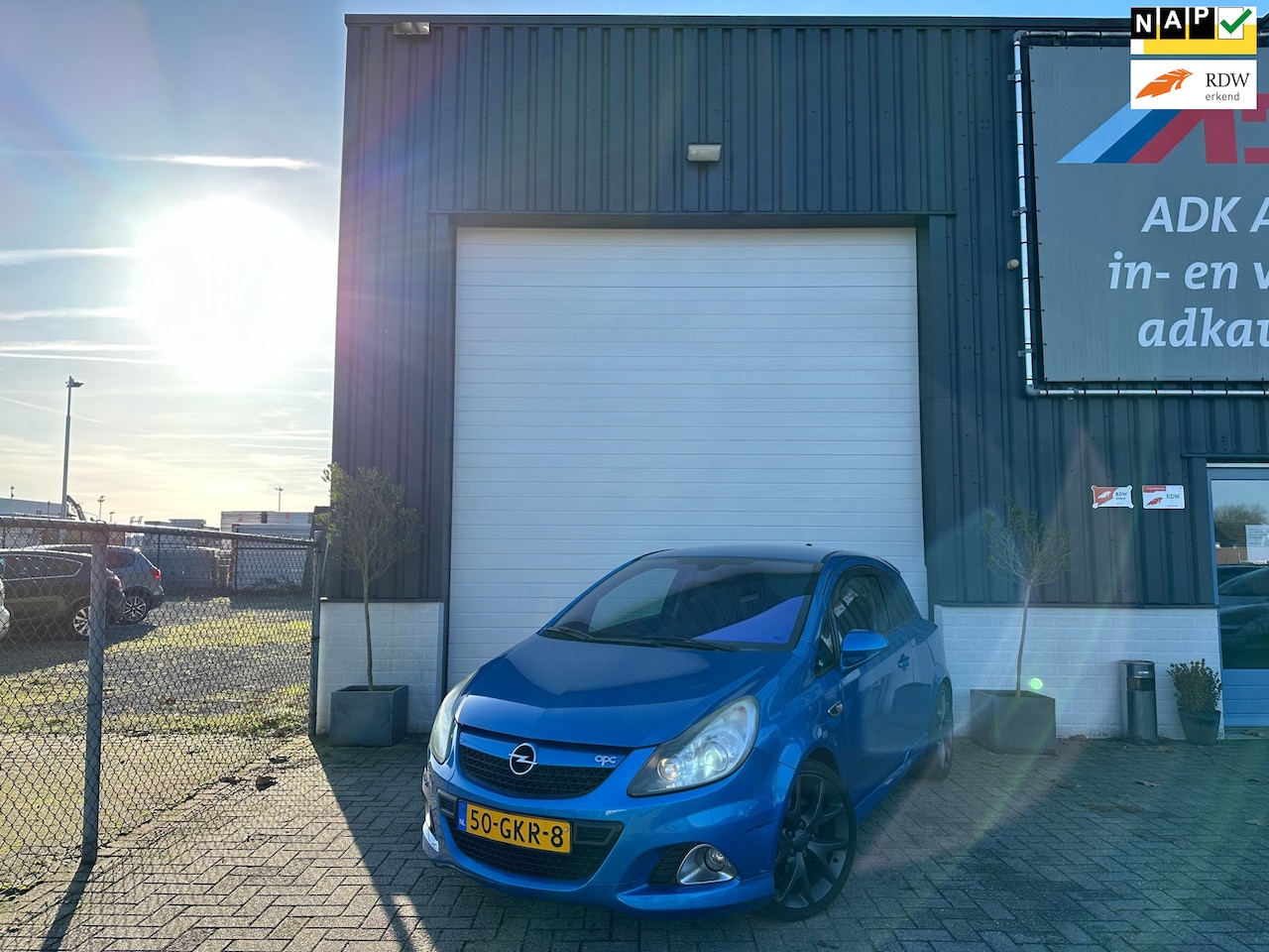 Opel Corsa - 1.6-16V T OPC NAVI/CRUISE/RECARO/18'/AIRCO/PRACHTIGE AUTO - AutoWereld.nl