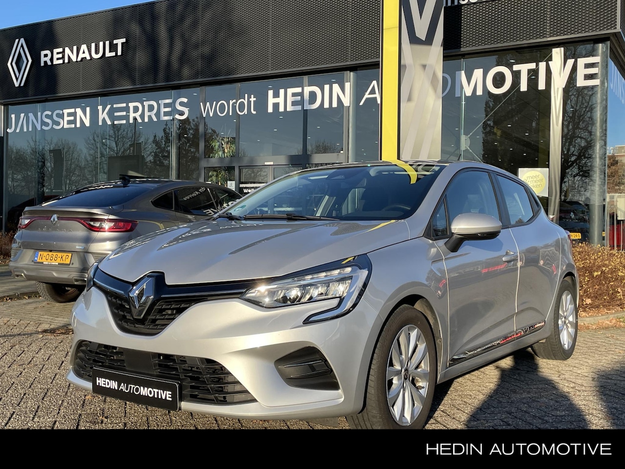 Renault Clio - 1.0 TCe Bi-Fuel Zen "Airco, Cruise, Carplay/Android Auto, Sensoren Achter" - AutoWereld.nl