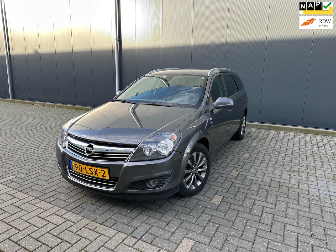 Opel Astra Wagon - 1.6 111 years Edition 1.6 111 years Edition - AutoWereld.nl