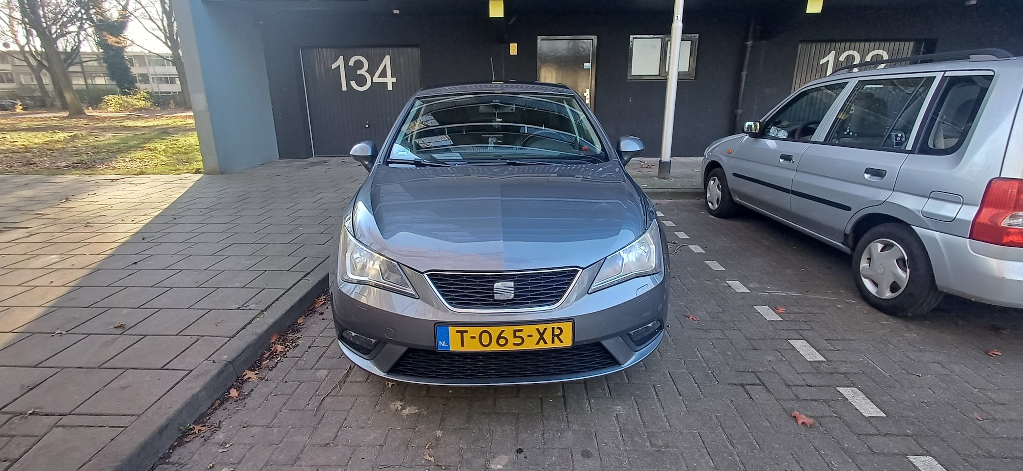 Seat Ibiza - 1.2 TSI Style Ecomotive Cruise control/Pakeersensor/Regensensor/Aux/Navi - AutoWereld.nl