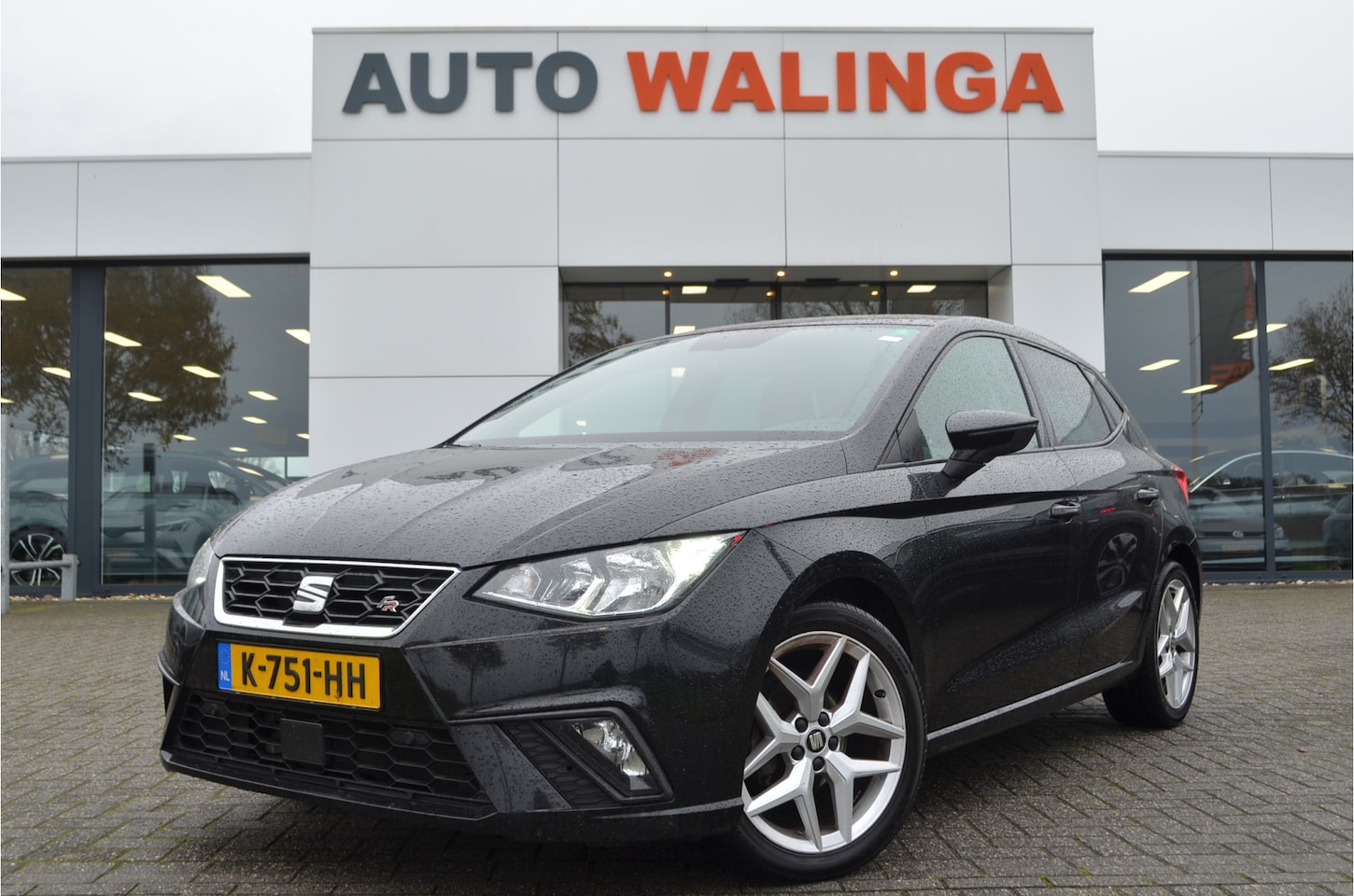 Seat Ibiza - 1.0 TSI FR Business Intense a.Camera | Carplay | Climate | Navi | 17'' LMV | Getint glas | - AutoWereld.nl