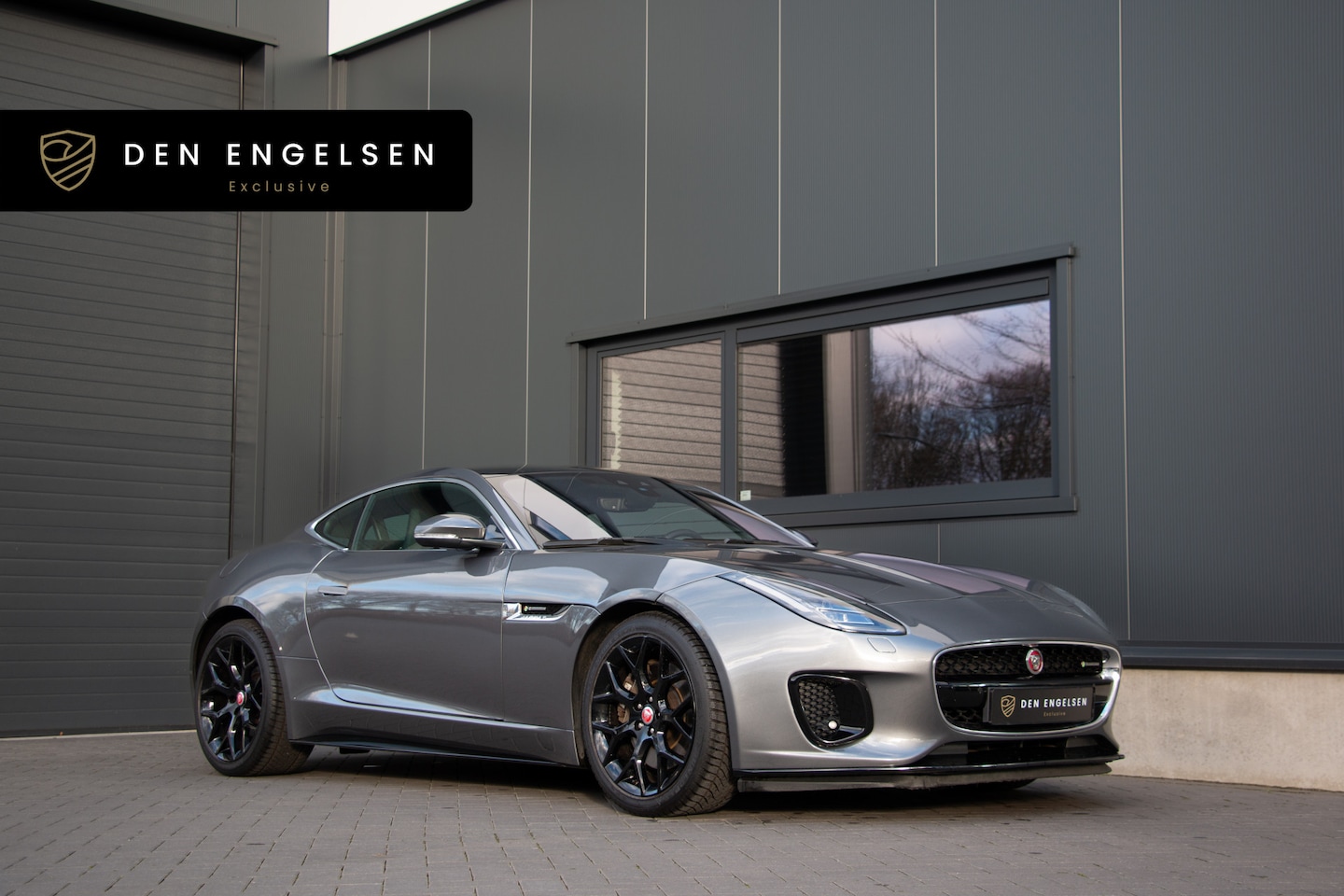 Jaguar F-type - 2.0T 300pk RWD R-Dynamic | NL Auto | BTW | Sportuitlaat | Lane Assist | Stuurverwarming | - AutoWereld.nl