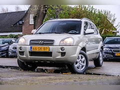 Hyundai Tucson - 2.0 I 2WD Style TREKHAAK AIRCO BOVAG GARANTIE RIJKLAAR