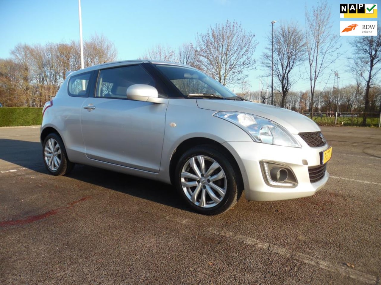 Suzuki Swift - 1.2 Bandit EASSS 1.2 Bandit EASSS - AutoWereld.nl