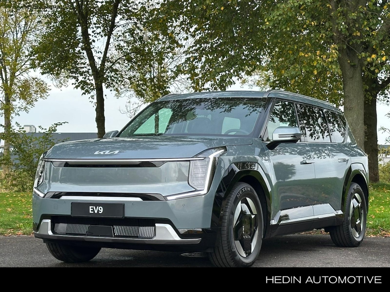 Kia EV9 - Plus AWD 99.8 kWh ALLEEN BESCHIKBAAR VOOR PROEFRITTEN | NAVIGATIE | LEDER | ACHTERUITRIJCA - AutoWereld.nl