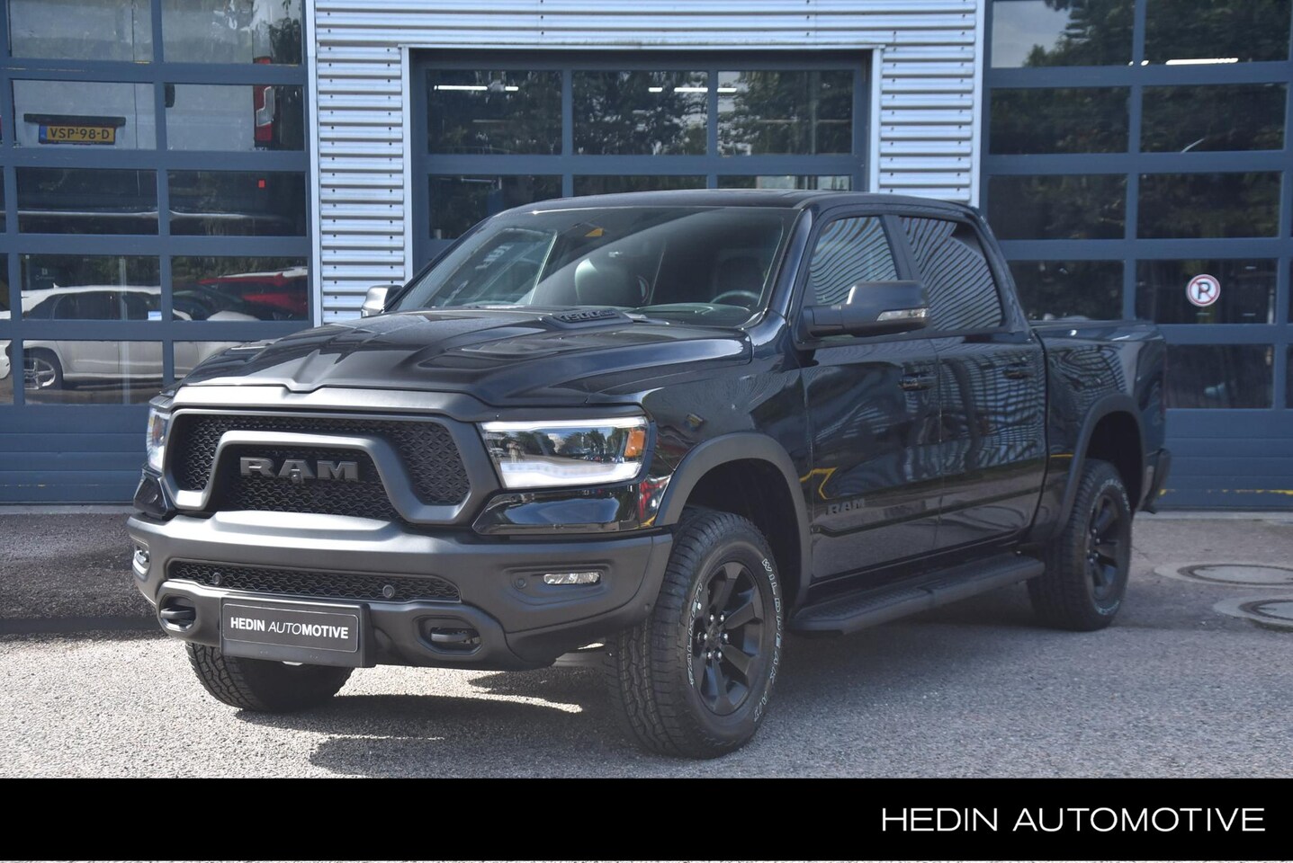 Dodge Ram 1500 - 5.7 V8 4x4 Crew Cab Rebel | Luchtvering | 360 Graden Camera | Adaptieve Cruise Control | L - AutoWereld.nl