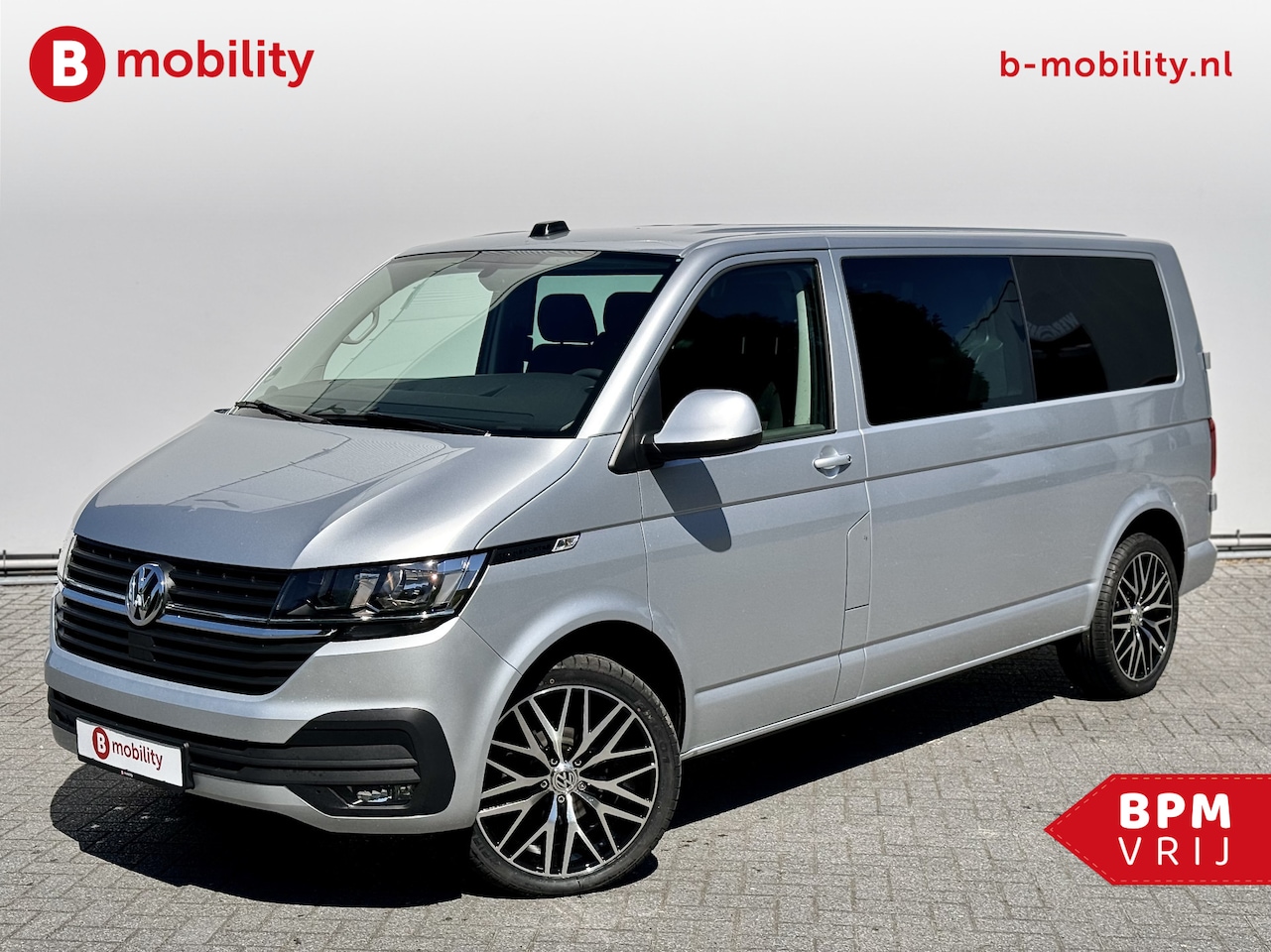 Volkswagen Transporter - 2.0 TDI L2H1 Dub. Cabine 6-Pers. | Trekhaak 2.200KG | Apple CarPlay | Cruise Control | Gla - AutoWereld.nl