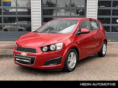 Chevrolet Aveo - 1.4 LT Airconditioning | Cruise control | Stuurbediening | Lichtmetalen velgen