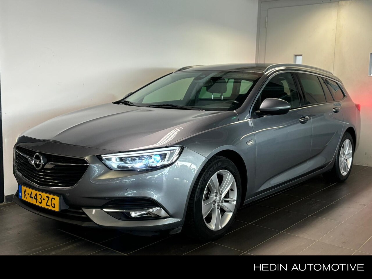 Opel Insignia Sports Tourer - 1.5 Turbo Innovation AUTOMAAT | LED KOPLAMPEN | EU NAVI MET CARPLAY | WINTERPAKKET | ACHTE - AutoWereld.nl