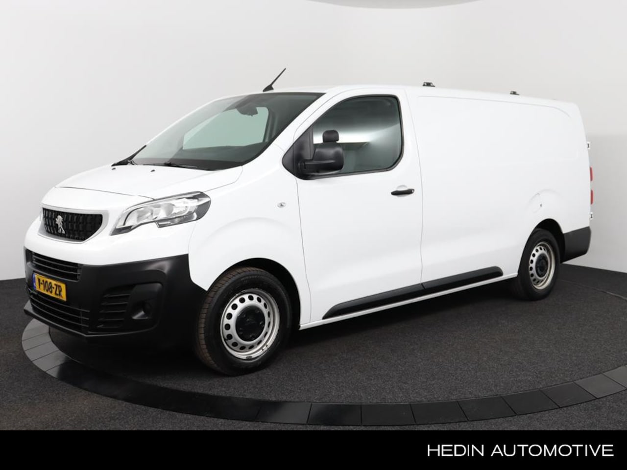 Peugeot Expert - 2.0 BlueHDI 120 Long Premium Airconditioning | PDC Achter | Cruise controle | Betimmering - AutoWereld.nl