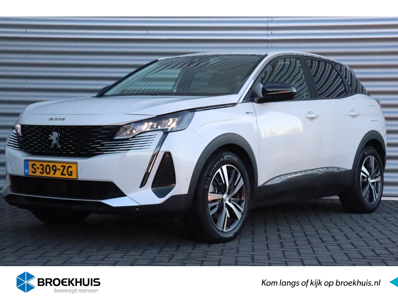 Peugeot 3008 - 1.6 HYBRID 225PK ALLURE PACK BUSINESS AUTOMAAT / NAVI / LEDER / CLIMA / LED / PDC / 18" LM - AutoWereld.nl