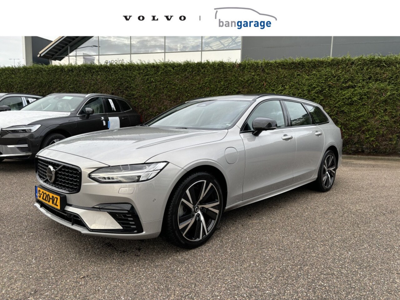 Volvo V90 - T6 AWD Ultimate Long Range Dark B&W HUD Trekhaak Automaat - AutoWereld.nl