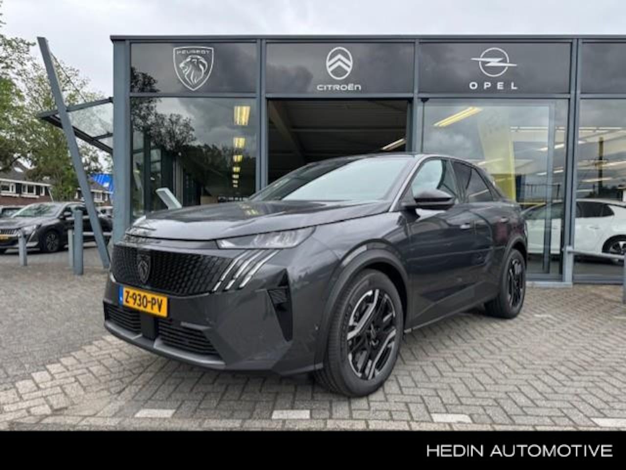 Peugeot e-3008 - Allure 73 kWh | NIEUW TYPE| NAVIGATIE | 500KM Actieradius | 21' SCHERM | DRAADLOZE CARPLAY - AutoWereld.nl