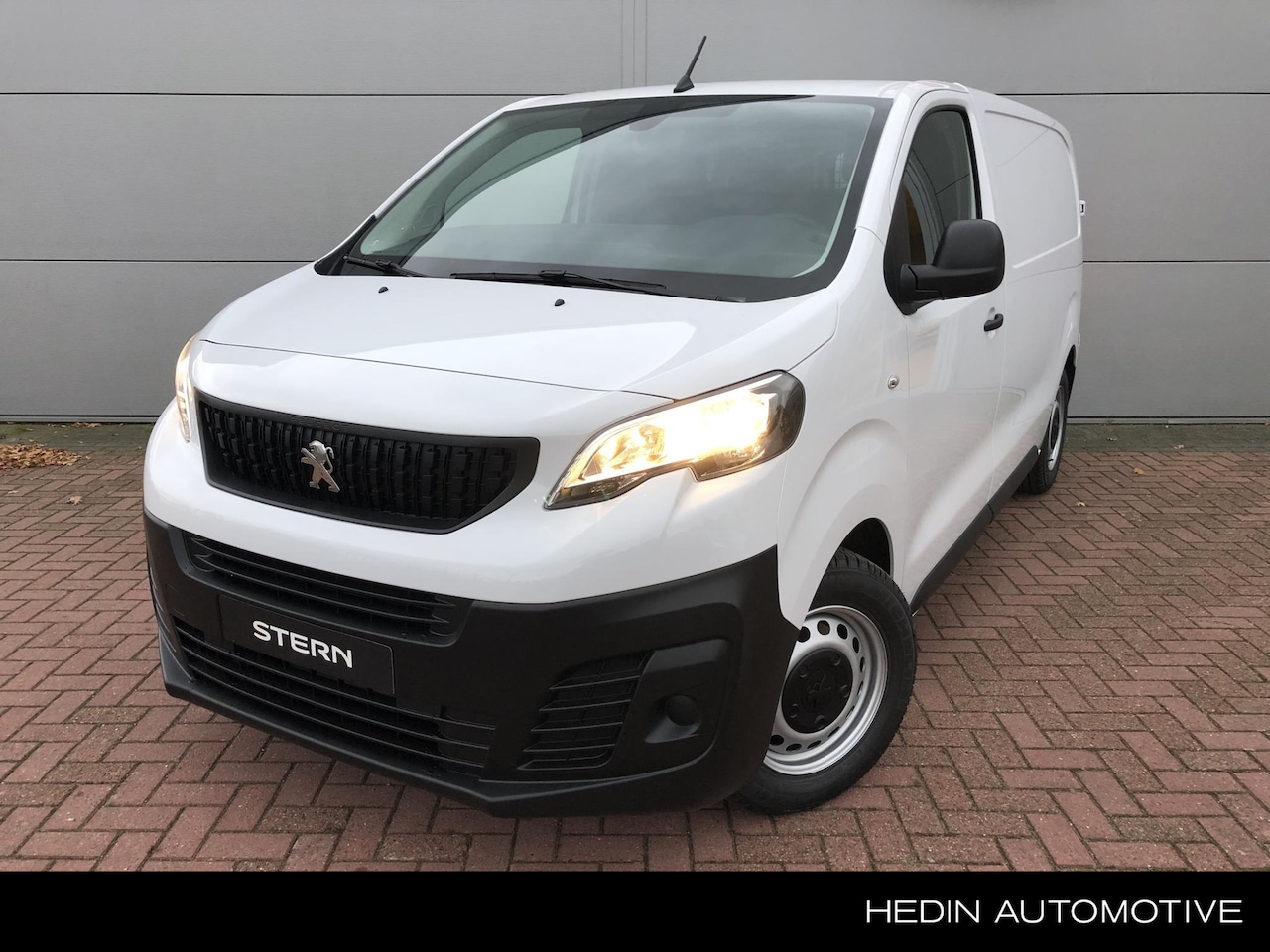 Peugeot Expert - 1.5 120pk Premium | Navigatie via App | Airco | Cruise control | Apple Carplay/Android Aut - AutoWereld.nl