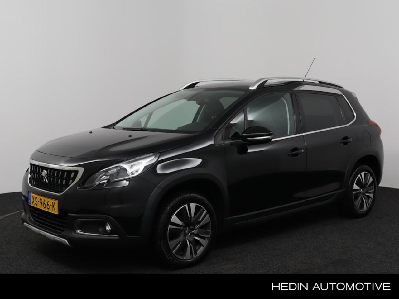 Peugeot 2008 - 1.2 130pk Allure | Navigatie | Camera | Climate control | Cruise Control | Parkeersensoren - AutoWereld.nl