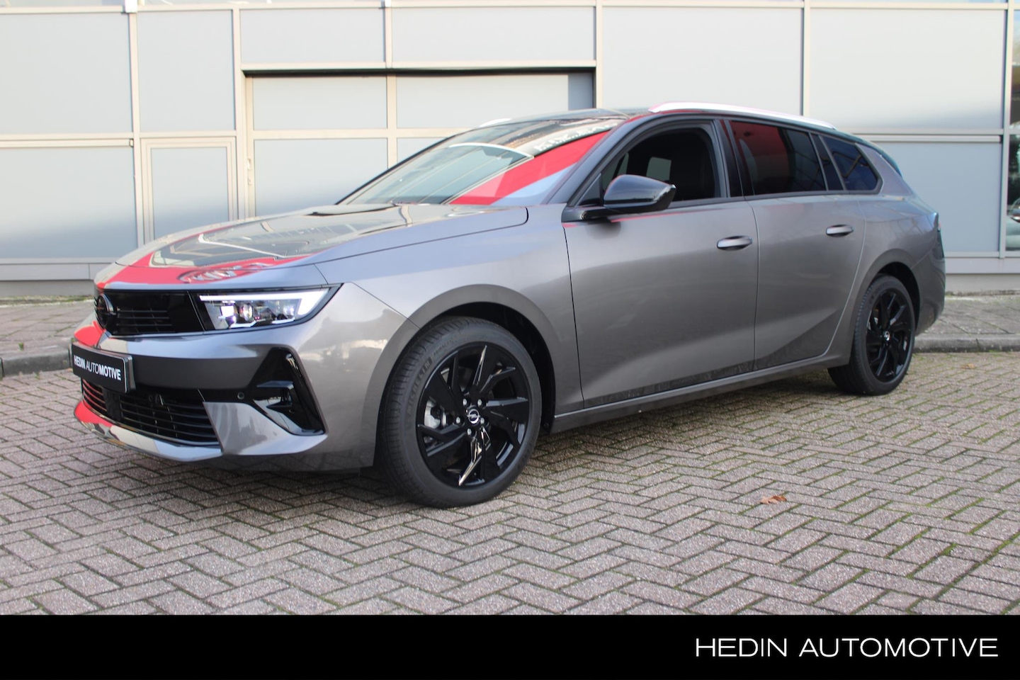 Opel Astra Sports Tourer - 1.2 Turbo 130pk | GS | IntelliLux LED Pixel verlichting | Draadloze telefoonoplader | Navi - AutoWereld.nl