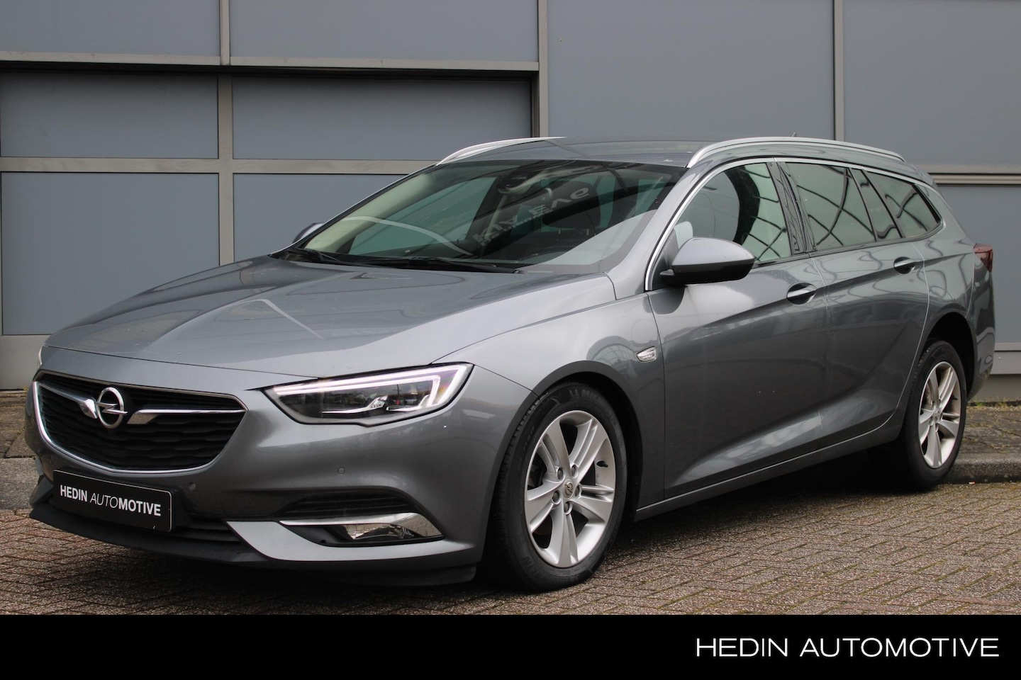 Opel Insignia Sports Tourer - 1.5 Turbo 165PK INNOVATION Aut. | Navi | Camera | Stoel/stuurverw. | AGR-Stoelen | El. kle - AutoWereld.nl